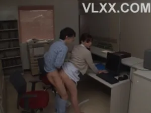 Nửa đêm nứng cặc bú lồn chị dâu xinh đẹp